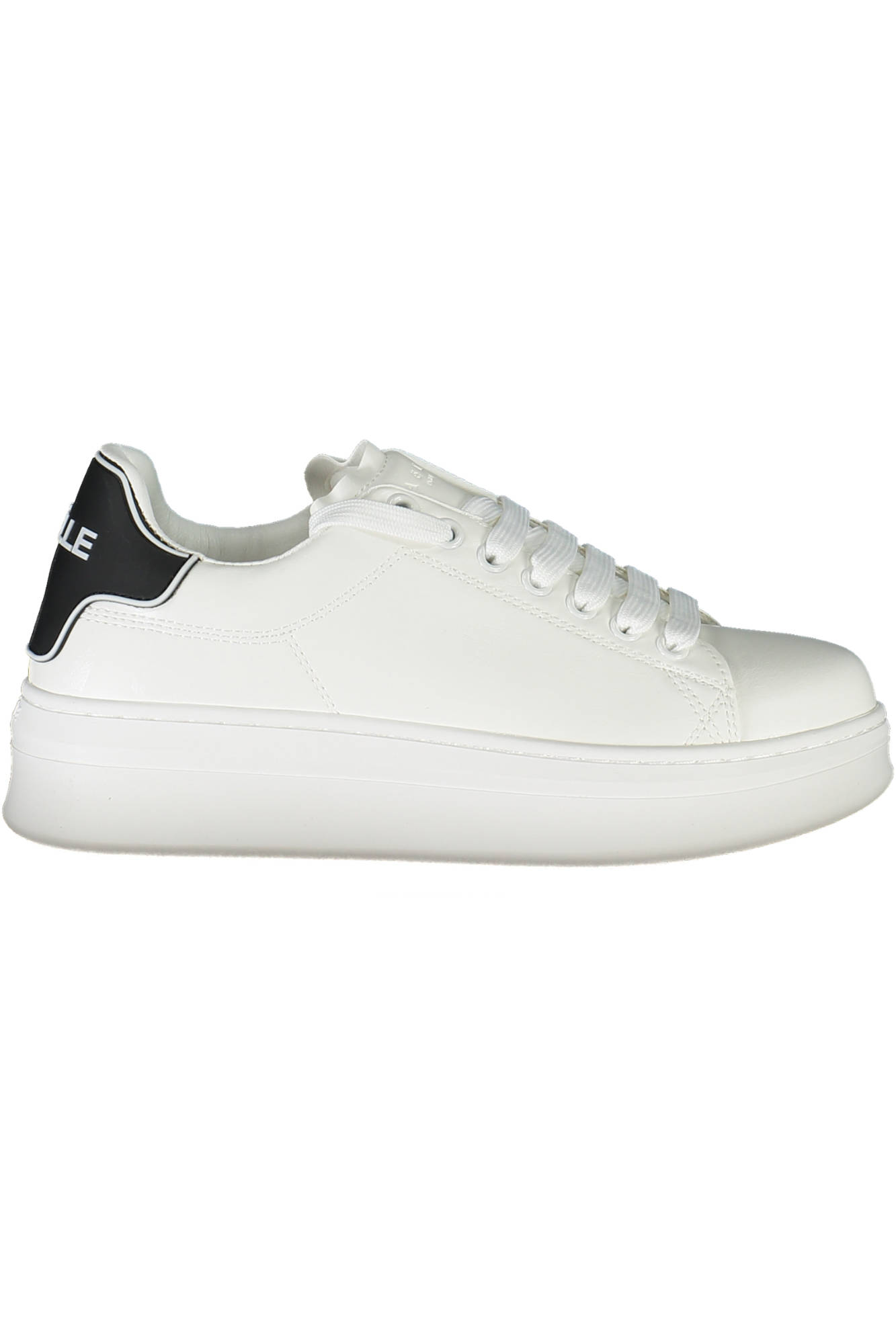 GAELLE WHITE WOMEN'S SPORT SHOES