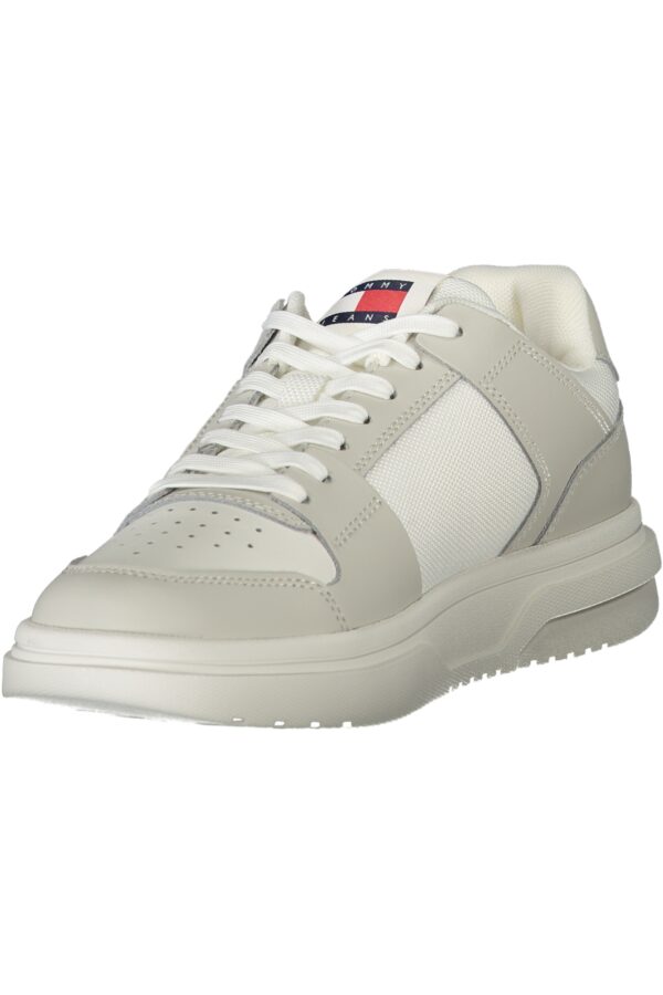  - Image 3